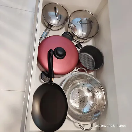 Apartamento novo a 350 m da praia das Toninhas em Ubatuba - 2 dormitórios sendo 1 suite, piscina, varanda gourmet com churrasqueira, ar condicionado, cozinha completa, garagem privativa-3